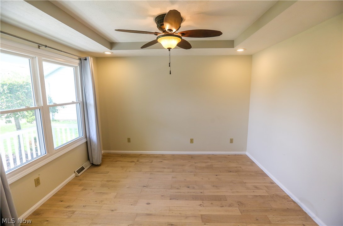 4823 Elizabeth Lane Brooklyn OH 44144