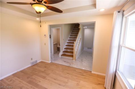 4823 Elizabeth Lane Brooklyn OH 44144