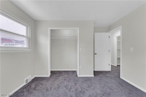 4417 E 156th Street Cleveland OH 44128