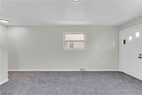 4417 E 156th Street Cleveland OH 44128