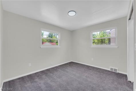 4417 E 156th Street Cleveland OH 44128