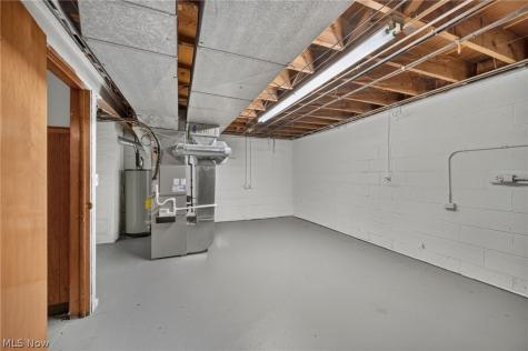 1597 E 230th Street Euclid OH 44117