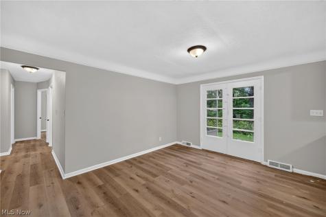 1597 E 230th Street Euclid OH 44117