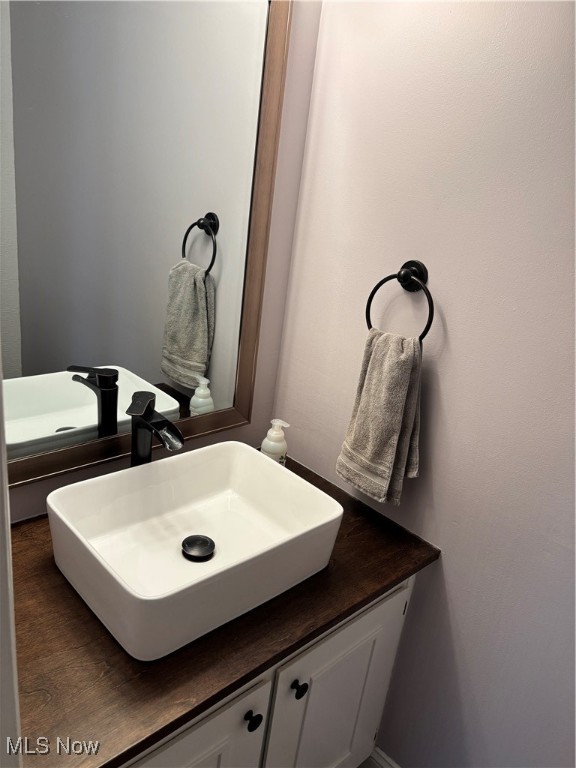 4304 Hyde Park North Olmsted OH 44070