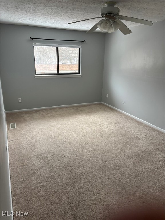 4304 Hyde Park North Olmsted OH 44070