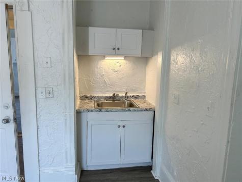 3654 E 53rd Street Cleveland OH 44105