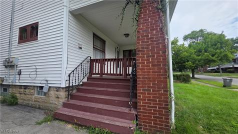 126 Manchester Avenue Youngstown OH 44509