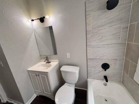 907 Rondel Road Cleveland OH 44110