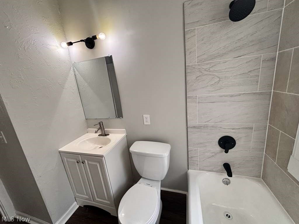 907 Rondel Road Cleveland OH 44110