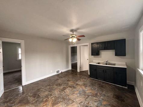 907 Rondel Road Cleveland OH 44110