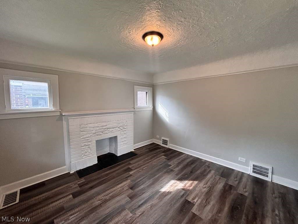 907 Rondel Road Cleveland OH 44110