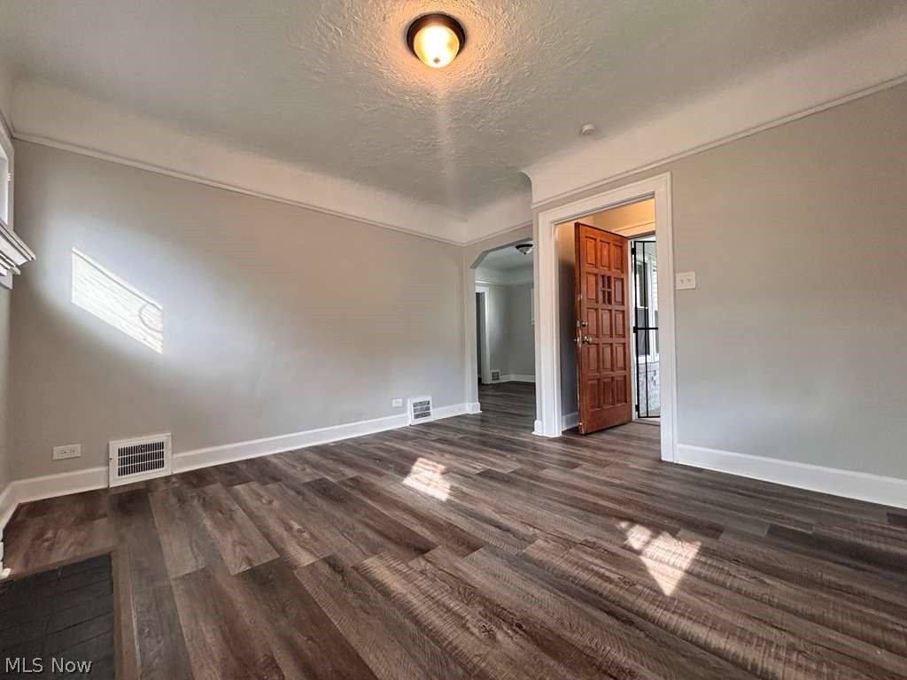 907 Rondel Road Cleveland OH 44110