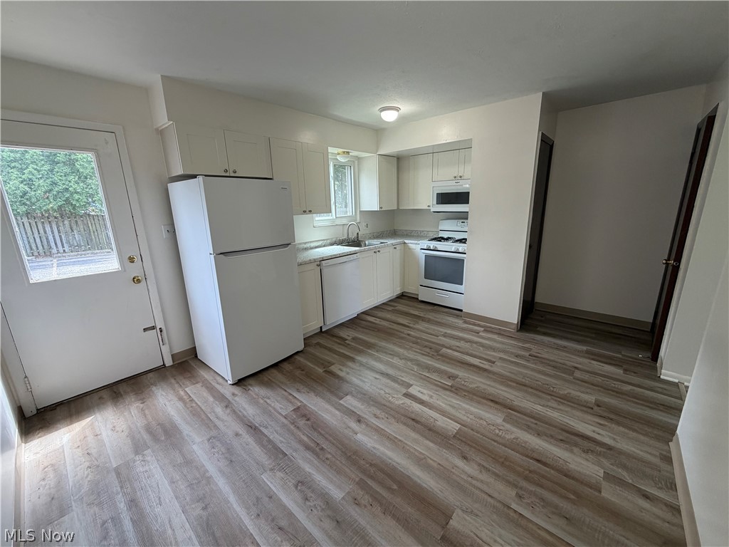 660 Loomis Avenue Cuyahoga Falls OH 44221