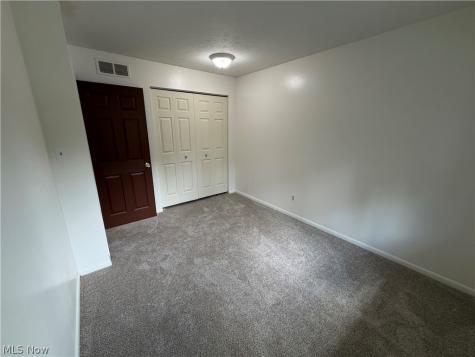 660 Loomis Avenue Cuyahoga Falls OH 44221