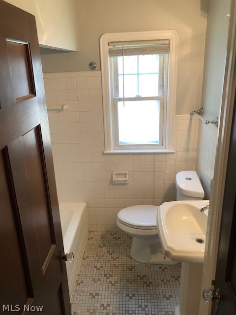 4418 W 176th Street Cleveland OH 44135