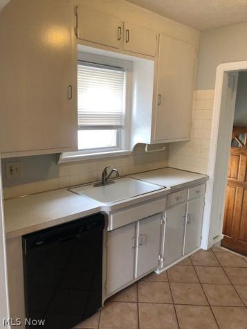 4418 W 176th Street Cleveland OH 44135