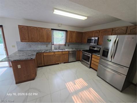 6400 Monroe Lane North Ridgeville OH 44039
