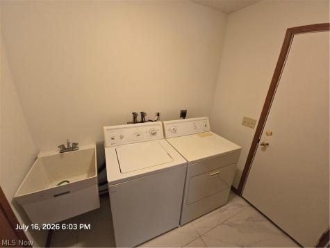 6400 Monroe Lane North Ridgeville OH 44039