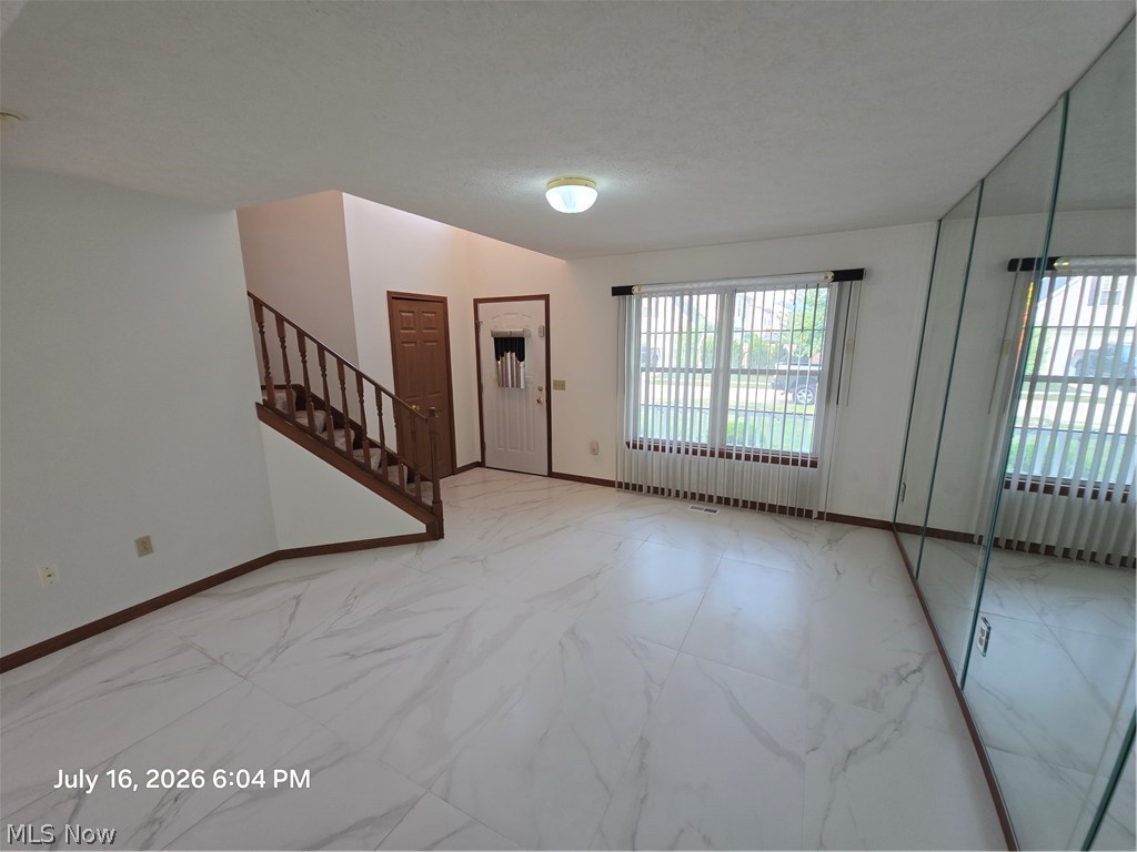 6400 Monroe Lane North Ridgeville OH 44039