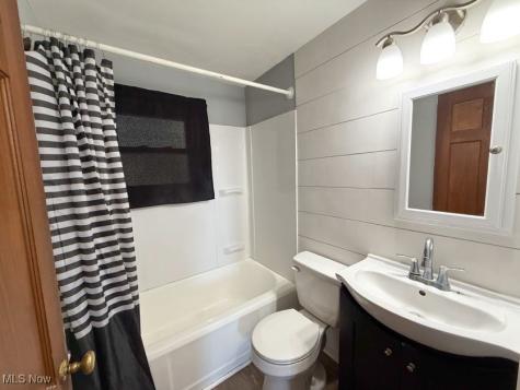 2319 Broad Boulevard Cuyahoga Falls OH 44223