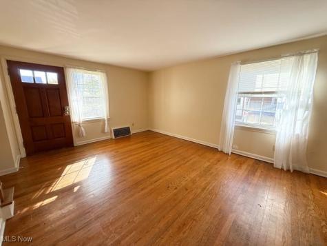 2319 Broad Boulevard Cuyahoga Falls OH 44223