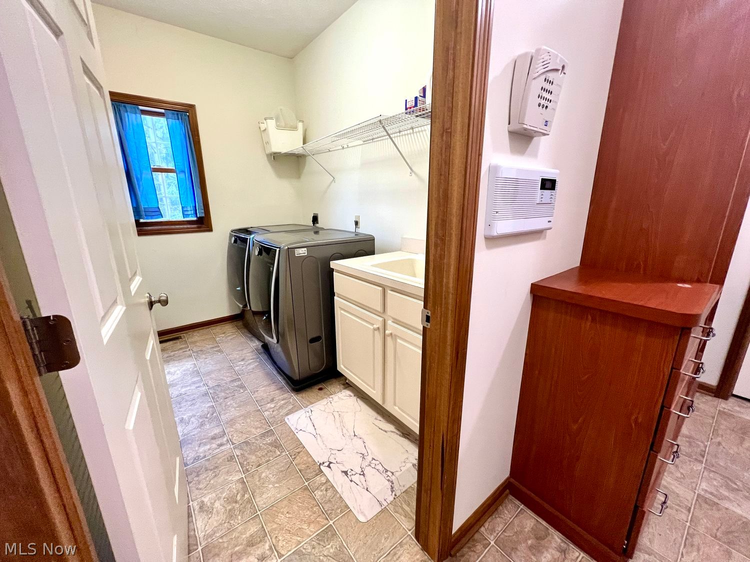12341 Paddock Circle Strongsville OH 44149
