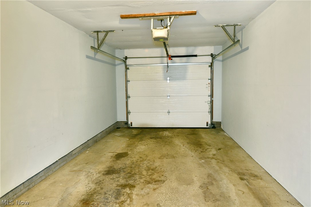 2237 Cadwallader Sonk Cortland OH 44410