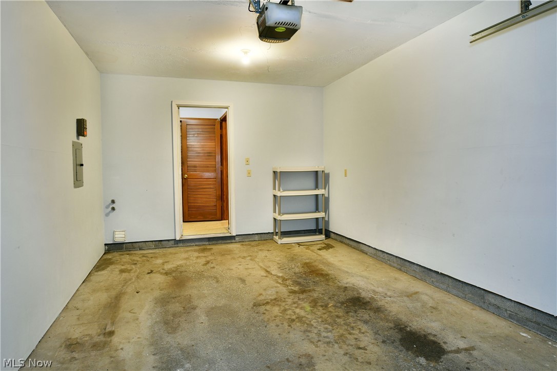 2237 Cadwallader Sonk Cortland OH 44410