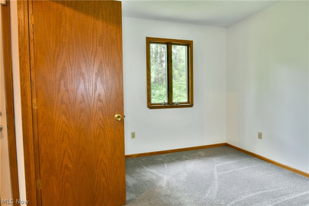 2237 Cadwallader Sonk Cortland OH 44410