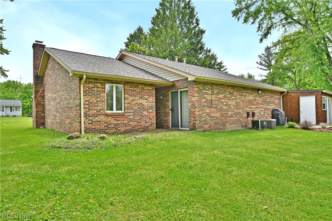 2237 Cadwallader Sonk Cortland OH 44410