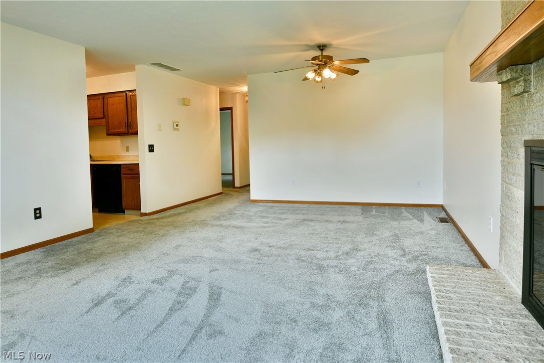 2237 Cadwallader Sonk Cortland OH 44410