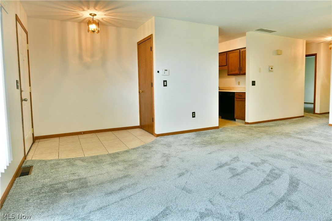 2237 Cadwallader Sonk Cortland OH 44410