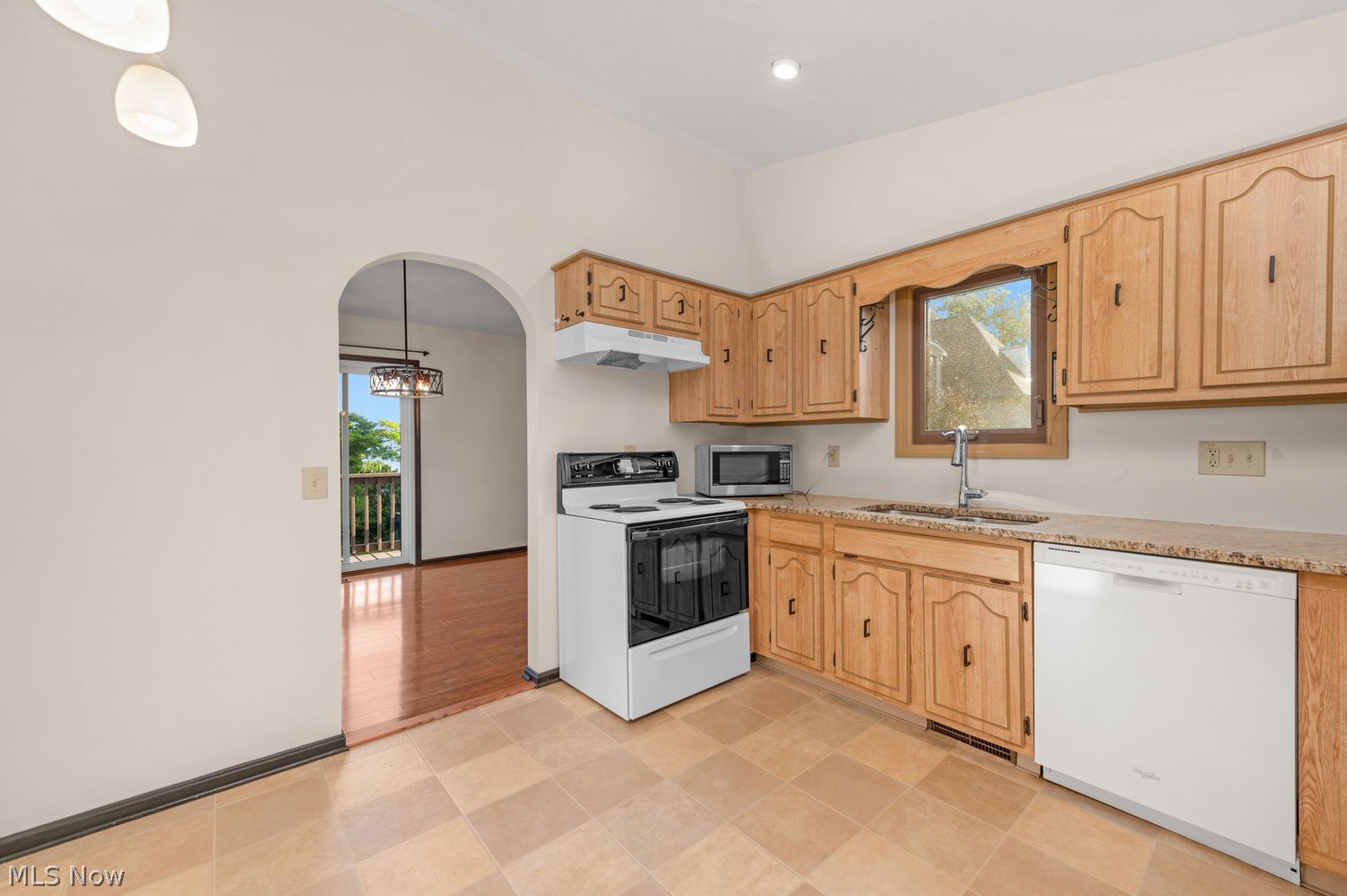 32314 Lake Road Avon Lake OH 44012