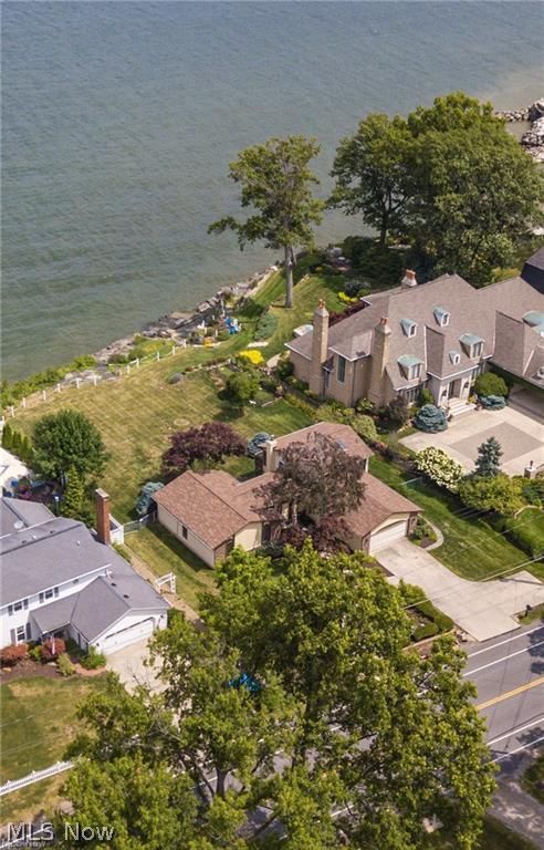 32314 Lake Road Avon Lake OH 44012