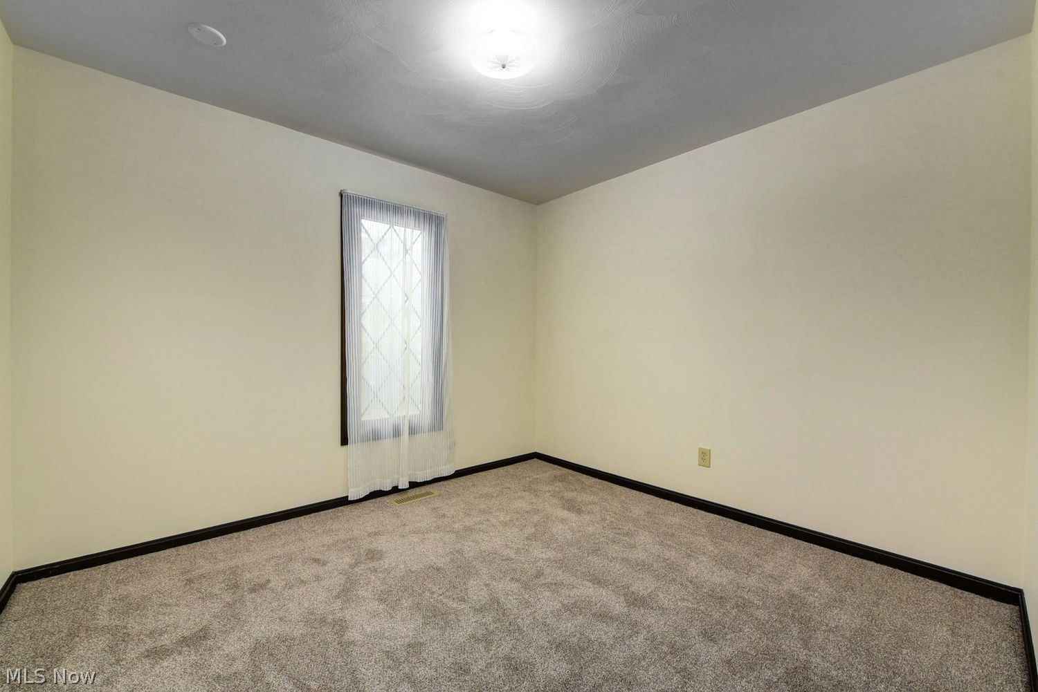 32314 Lake Road Avon Lake OH 44012