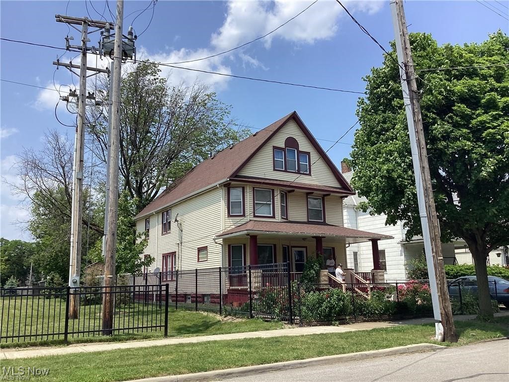1794 W 54th Street Cleveland OH 44102