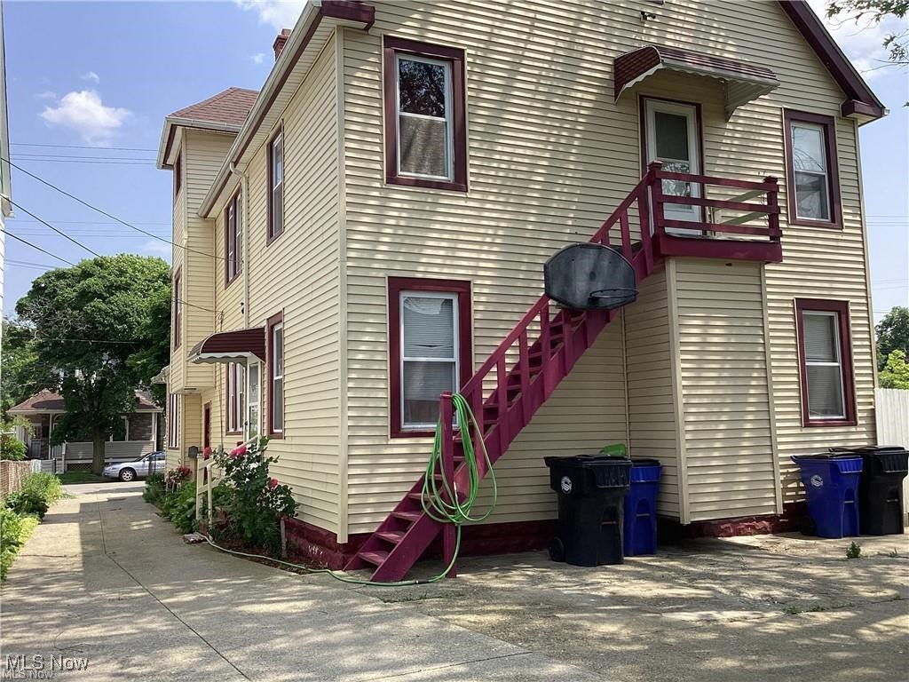 1794 W 54th Street Cleveland OH 44102