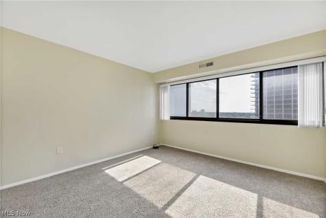 12550 Lake Avenue Lakewood OH 44107