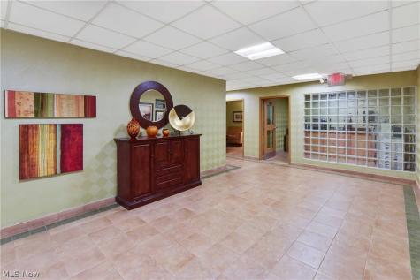 12550 Lake Avenue Lakewood OH 44107