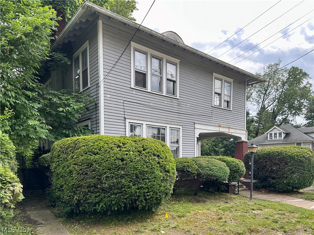 214 15th Street NW Canton OH 44703