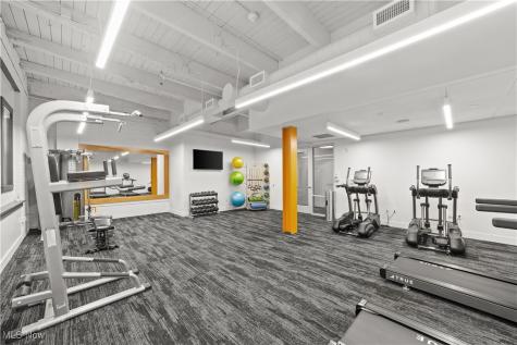 2048 Fulton Road Cleveland OH 44113