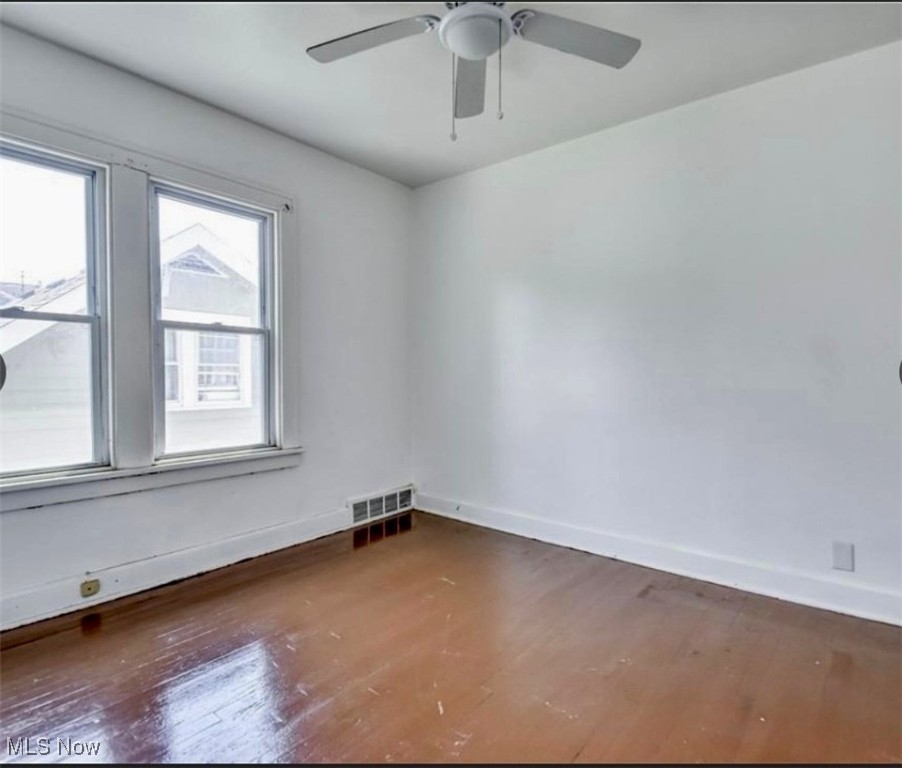 1051 E 171st Street Cleveland OH 44119