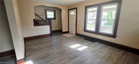 147 Brighton Drive Akron OH 44301