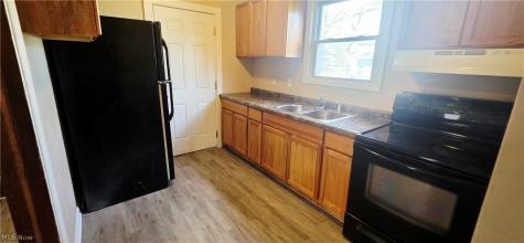 147 Brighton Drive Akron OH 44301