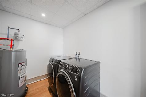 99 W Saint Clair Avenue Cleveland OH 44113