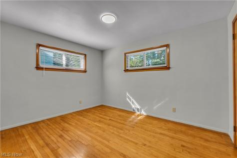 77 Solon Road Bedford OH 44146