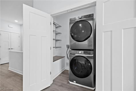 2059 W 34th Place Cleveland OH 44113