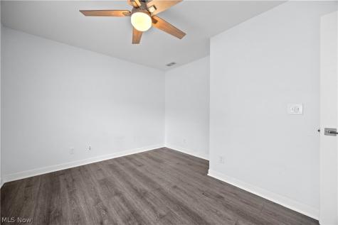 2059 W 34th Place Cleveland OH 44113