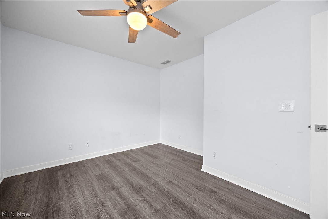 2059 W 34th Place Cleveland OH 44113