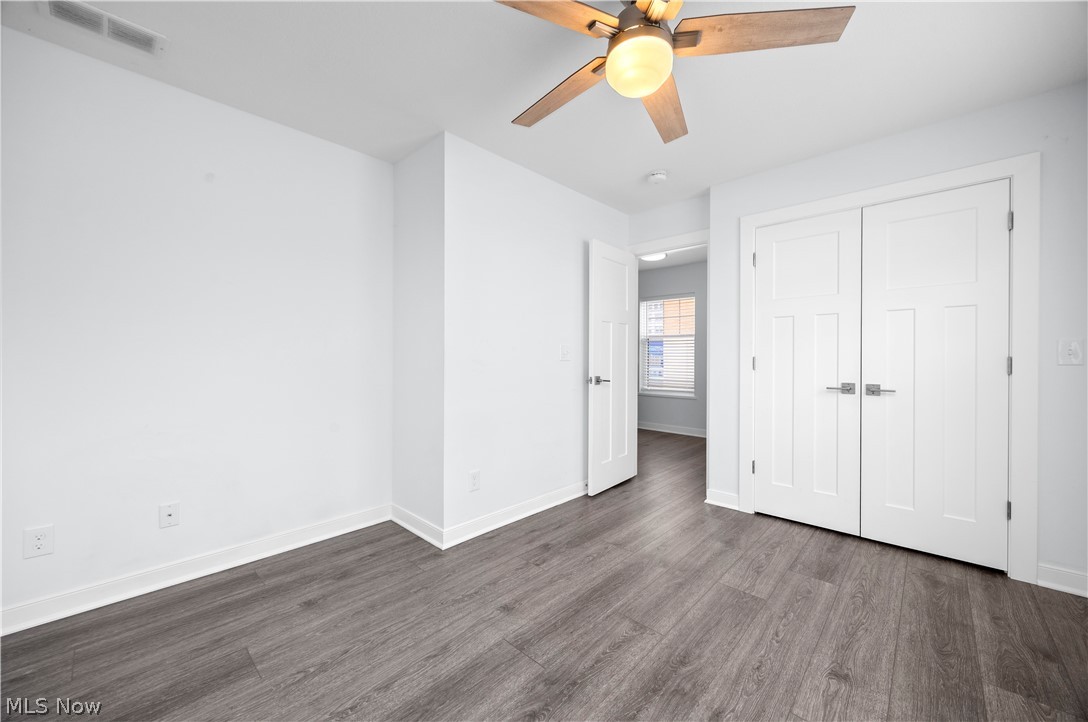 2059 W 34th Place Cleveland OH 44113